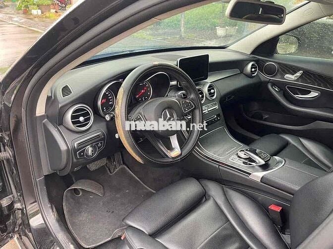 Mercedes-Benz C200 2017 Đen Tự động 9 cấp