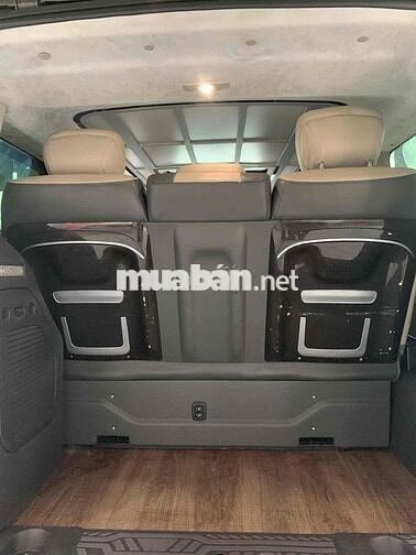 Ford Tourneo 2019 Xám 110000 km Tự động