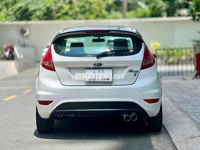 Ford Fiesta 2011 AT