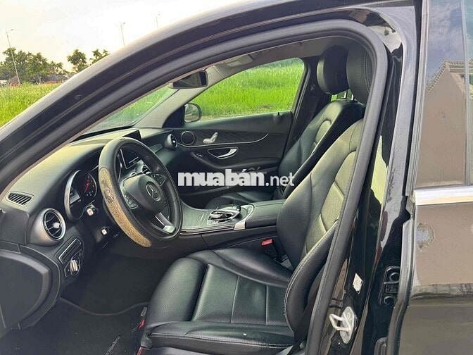 Mercedes-Benz C200 2017 Đen Tự động 9 cấp