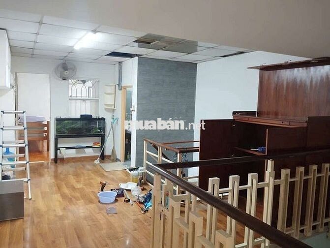 NHÀ KHU CÁ SẤU HOA CÀ GẦN PHẠM VĂN ĐỒNG. 2TẦNG 3PN 2WC FULL NỘI THẤT