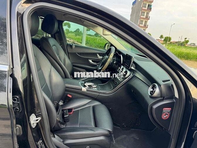 Mercedes-Benz C200 2017 Đen Tự động 9 cấp