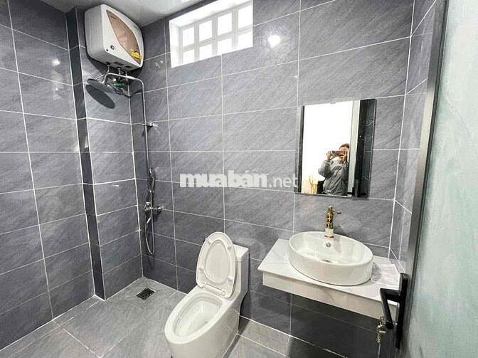 STUDIO MỚI ĐƯỜNG TRẦN NAM TRUNG - BAN CÔNG SIÊU THOÁNG