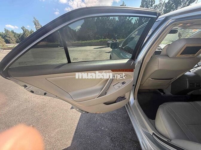 Toyota Camry 2010 Bạc 4 chỗ 134000 km