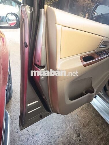 Toyota Innova G 2006 Bạc 7 chỗ