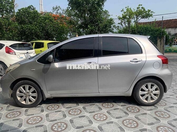 Toyota Yaris Tự động nhập Nhật