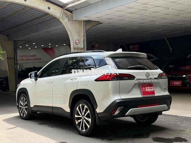 Bán Cross 1.8V 2023 siêu lướt -Xe gia đình sử dụng