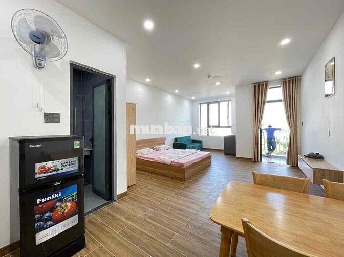 STUDIO MỚI ĐƯỜNG TRẦN NAM TRUNG - BAN CÔNG SIÊU THOÁNG