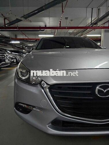 Mazda 3 Hatchback 2018 Bạc Rất Đẹp