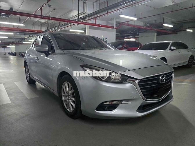 Mazda 3 Hatchback 2018 Bạc Rất Đẹp