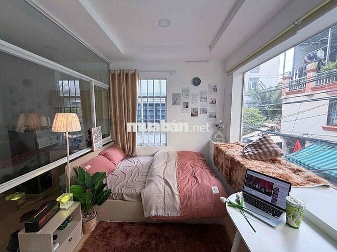 1 PHÒNG NGỦ - CỬA SỔ TRỜI- FULL NỘI THẤT NGAY VÒNG XOAY DÂN CHỦ