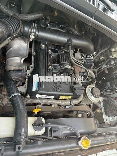 Toyota Innova 2.0E 2012 Số sàn Bạc