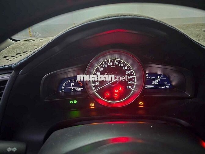 Mazda 3 Hatchback 2018 Bạc Rất Đẹp