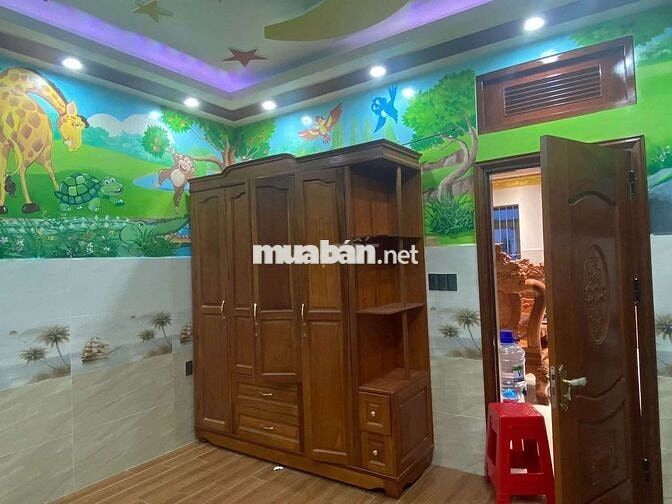 TÒA NHÀ 8 PHÒNG MASTER NGANG 12M
