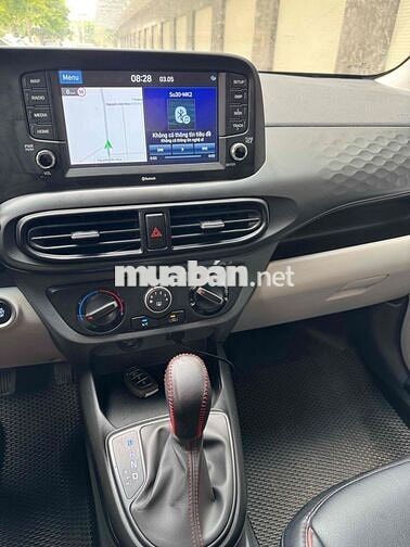 Hyundai Grand i10 2022 Trắng Tự động