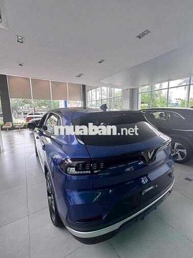 Bán VinFast VF8 Plus 2023 Xanh dương Sạc Miễn Phí