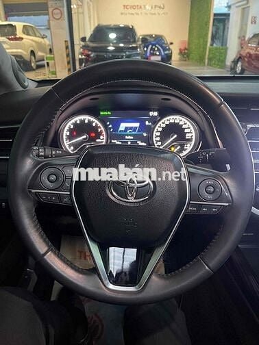 Toyota Camry 2.5Q 2021 / Giá thương lượng