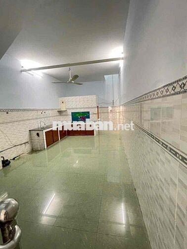 Nhà Hẻm 8M Lê Văn Quới. DT:4 X 20m Trệt lầu 2PN 2WC
