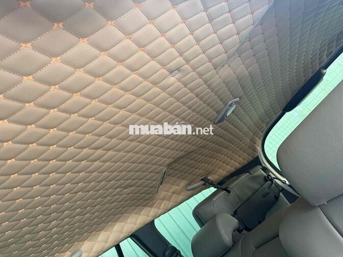 Toyota Innova 2.0E 2012 Số sàn Bạc