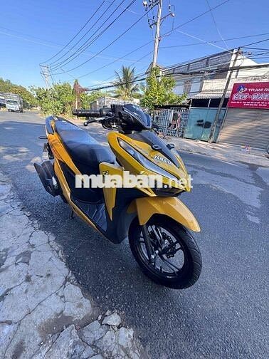 Honda Vario 2021 Tự động Vàng