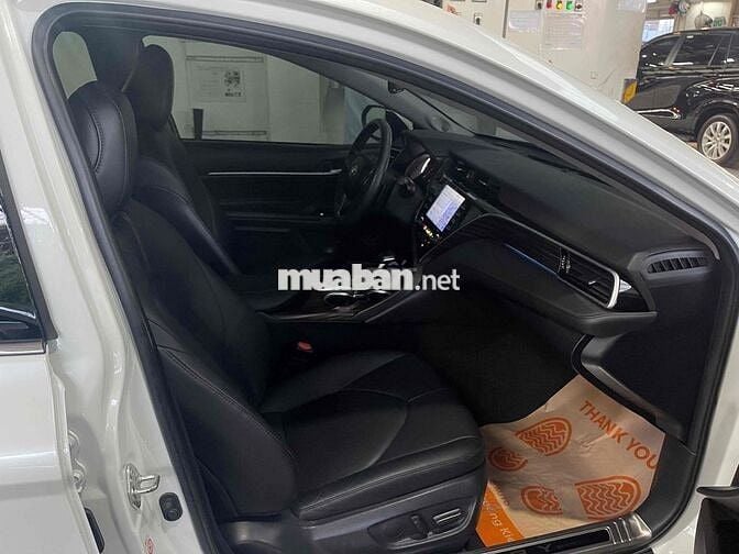 Toyota Camry 2.5Q 2021 / Giá thương lượng