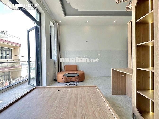 STUDIO BAN CÔNG - NGUYÊN SEAL 100% - NGAY ETOWN CỘNG HOÀ