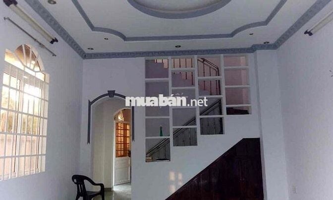 Nhà mặt tiền đường Bến Than, DT 300 m2