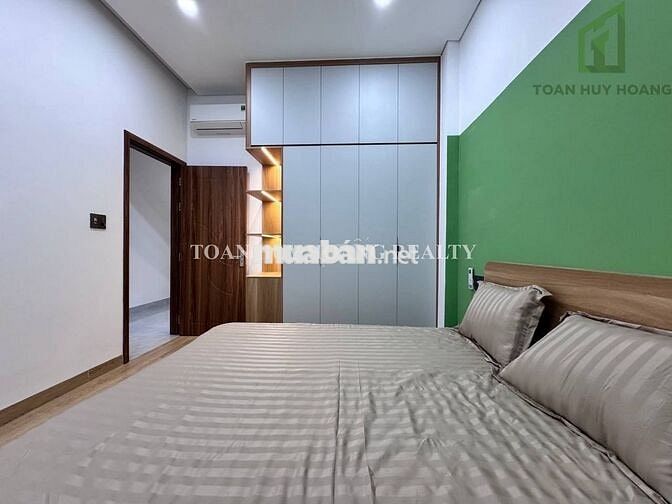 Nhà Đẹp Khu Phạm Văn Đồng | 3 Tầng | 3 Phòng Ngủ | Có Sân Để Ô Tô