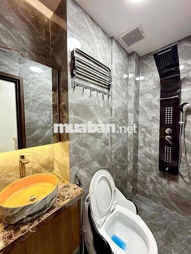 Studio Luxury-Full nội thất cao cấp-Máy giặt riêng-Gần Hàng Xanh-Q1