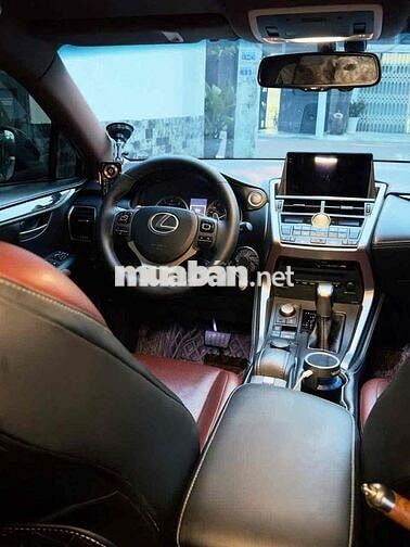 Lexus NX200 2016 Trắng 100000 km