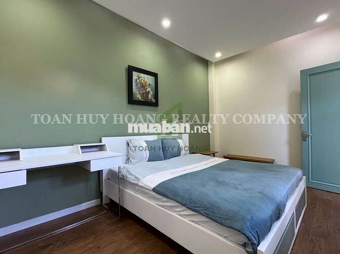 Villa Gần Biển Mỹ Khê | 180m² | 3 Phòng Ngủ | Sân Vườn Rộng