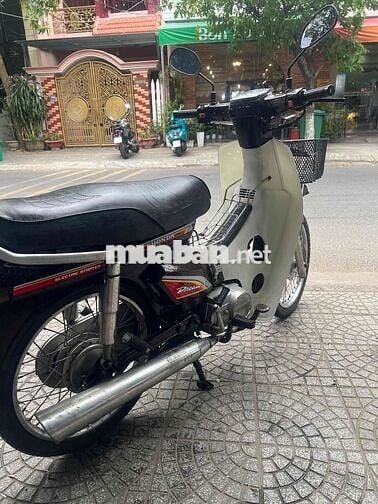 Honda Dream Nâu Cổ điển Tiết kiệm xăng