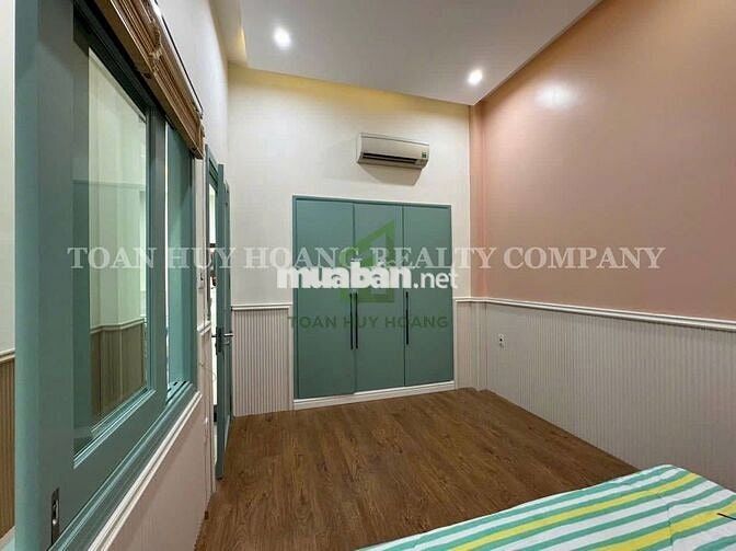 Villa Gần Biển Mỹ Khê | 180m² | 3 Phòng Ngủ | Sân Vườn Rộng