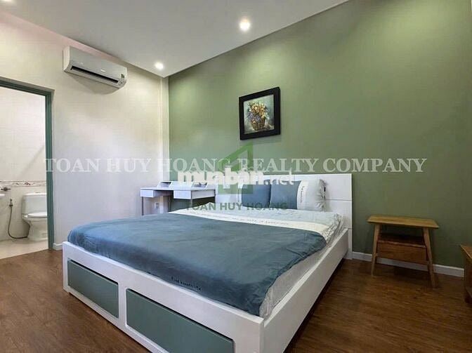 Villa Gần Biển Mỹ Khê | 180m² | 3 Phòng Ngủ | Sân Vườn Rộng