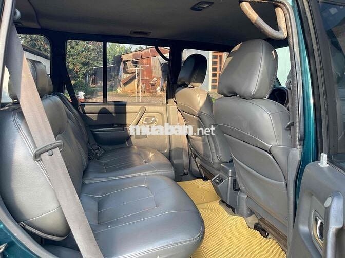 Mitsubishi Pajero V43 Xanh Số sàn