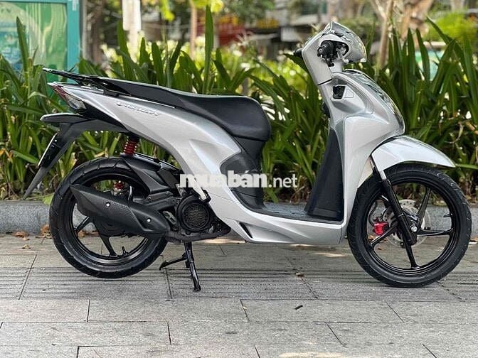 Honda Vision 2022 Bản Đặc Biệt Smartkey Bạc