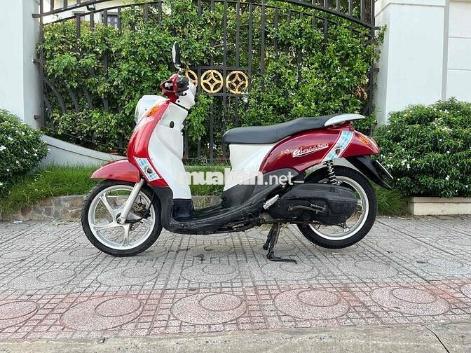 Yamaha Mio Classico Cổ điển Đỏ, trắng Bs59