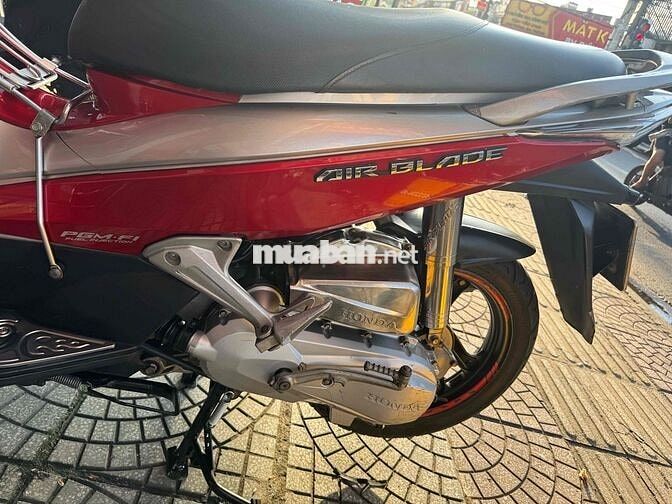 Honda Airblade Fi 2012 biển số 93 xe đẹp zin êm ạ