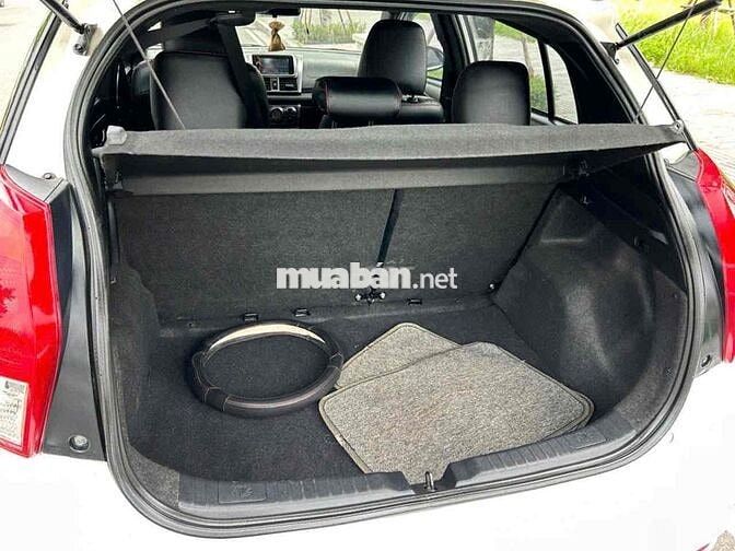 Toyota Yaris G 2014 Trắng 32000 km