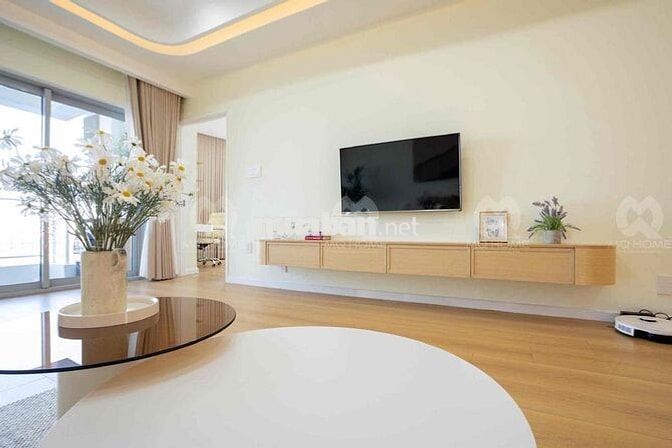 Cho thuê căn hộ 2PN Indochina Riverside - Full nội thất mới- 100m2