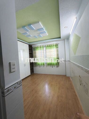 4 X 18M 4 PHÒNG NGAY CÔNG VIÊN  