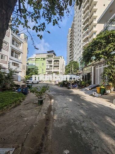 4 X 18M 4 PHÒNG NGAY CÔNG VIÊN  
