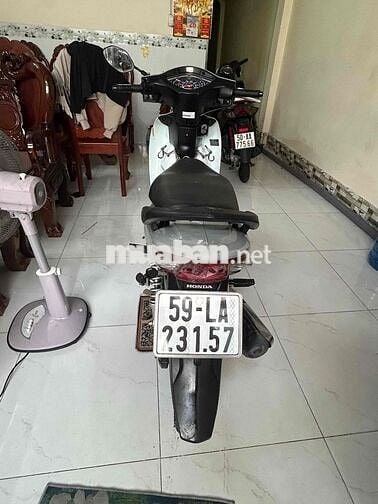 Honda Wave A 2024 Trắng xám