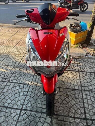 Honda Airblade Fi 2012 biển số 93 xe đẹp zin êm ạ