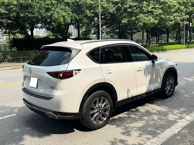 Mazda CX5 2.0 Deluxe 2019 4 vạn km Trắng