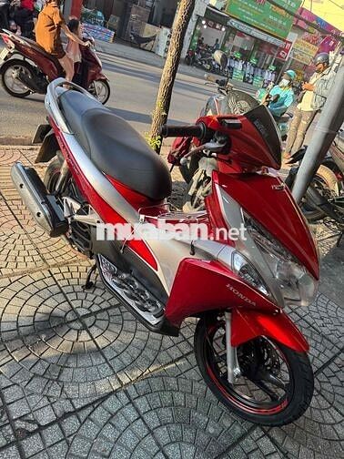 Honda Airblade Fi 2012 biển số 93 xe đẹp zin êm ạ
