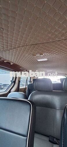 Hyundai Starex 2010 Bạc 9 chỗ 325.799 km
