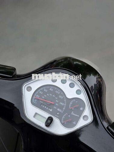 Sưu tầm GTS 125ie 2012 máy gin