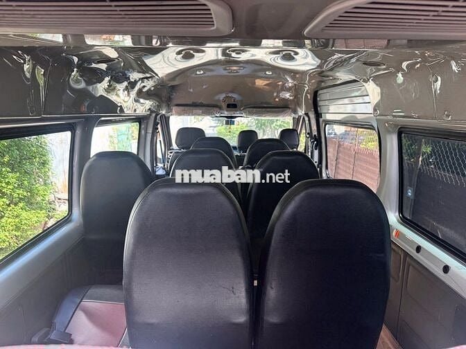 Ford Transit 2022 16 chỗ Số sàn Bạc