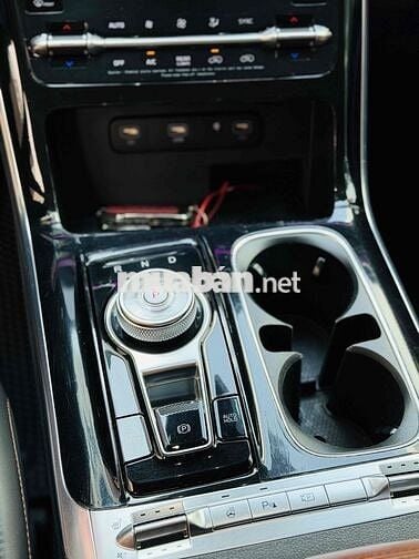 Kia Carnival Signature 2022 Đỏ 7 chỗ